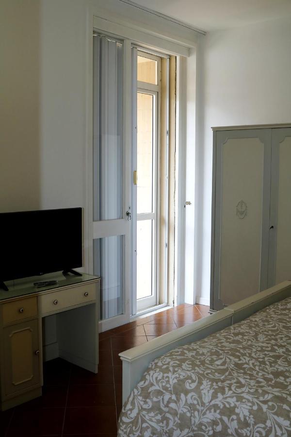 Blancohouse Viale Ceccarini Apartment Riccione Ngoại thất bức ảnh